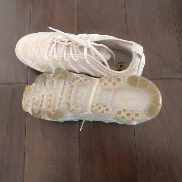 Nike Air VaporMax Plus sneaker shoes - Picture 5 of 9